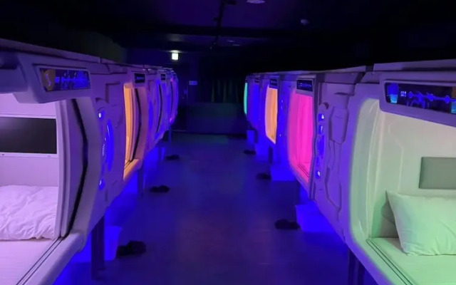 Hotel Galaxy Pod