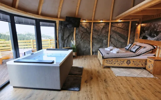 Tatry Mountain Glamp z jacuzzi
