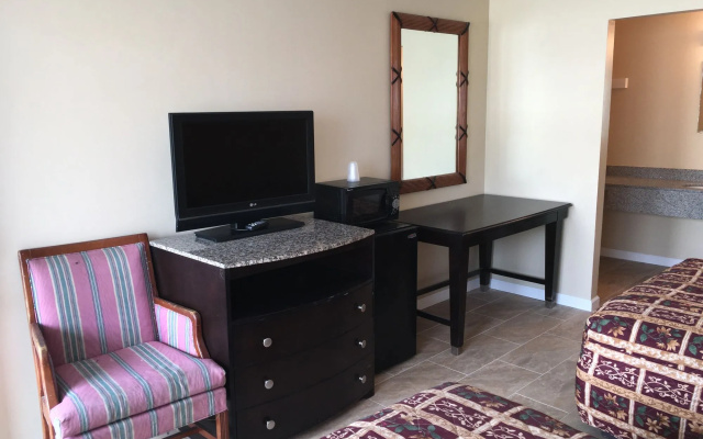 Sea Palace Motel
