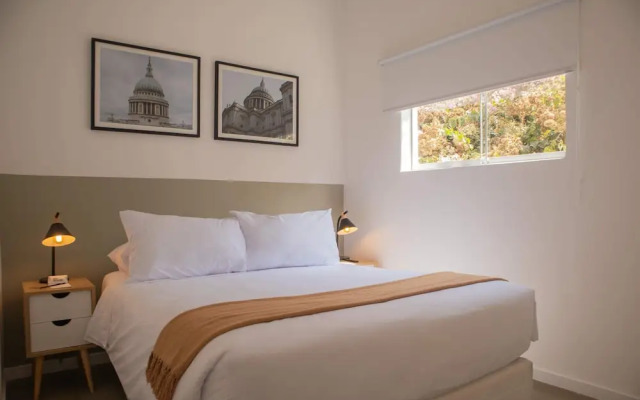 w Impressive 1BR w Terrace in Miraflores