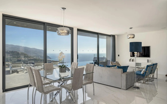 Villa Seacrest