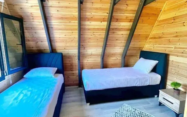 Karya Bungalov Vi̇lla