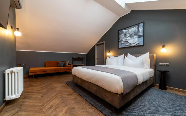 The Viaduct Suites & More
