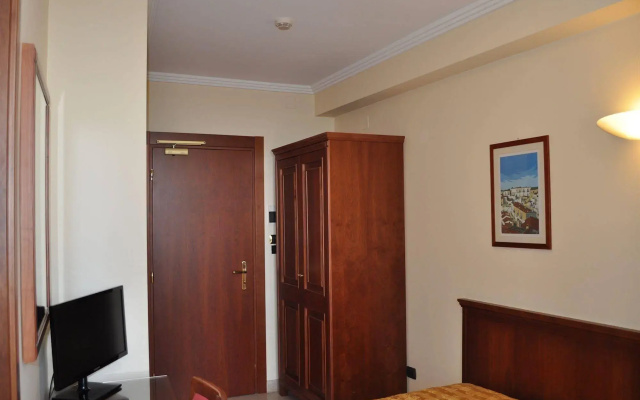 Hotel Rossemi