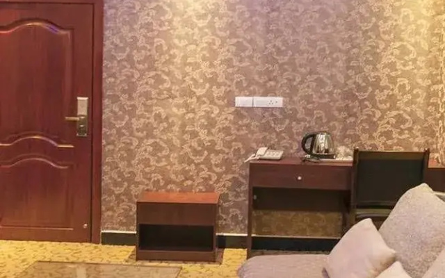 Tianhe Business Hotel