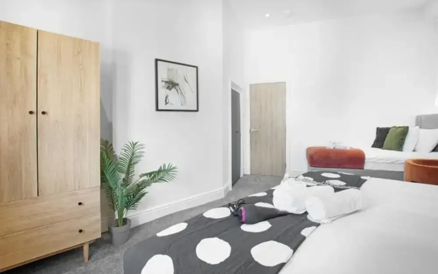 The Cardiff Comfort 2-bed Apartment