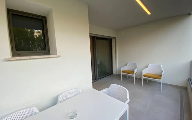 Cozy Flat 300m From the Beach