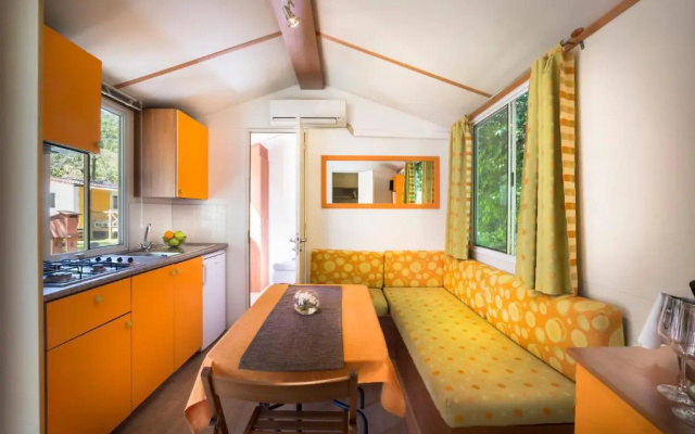 Campsite & Holiday Resort Medveja Apartments