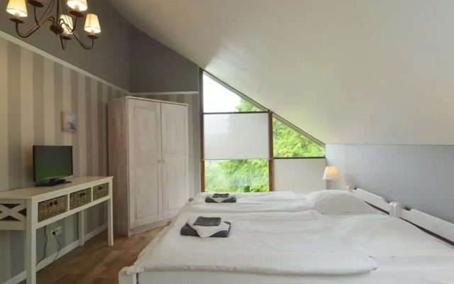 Chalet With Valley Views,