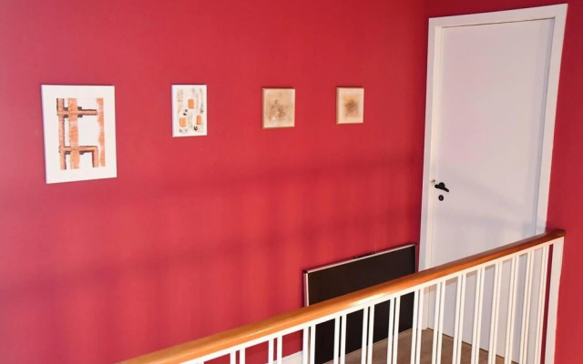 Lovely Town Apartment - Sleeps 5, Parking & Garden