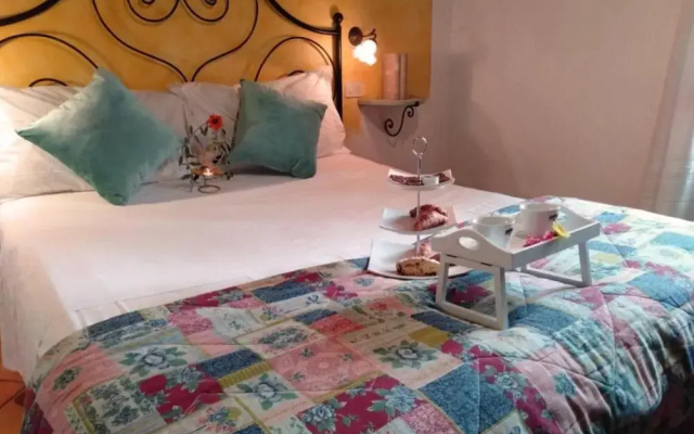 Rosehip apt With Shared Pool