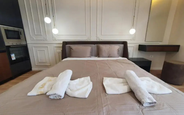 #New Luxury Apartment