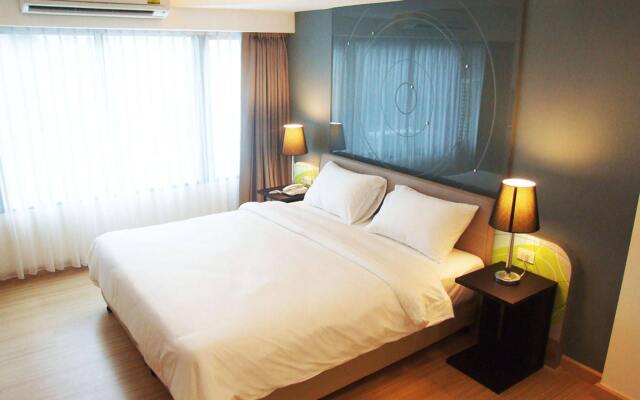 Отель Grand Tower Inn Sathorn Hotel Таиланд, Бангкок - отзывы, цены и фото номеров - забронировать отель Grand Tower Inn Sathorn Hotel онлайн комната для гостей