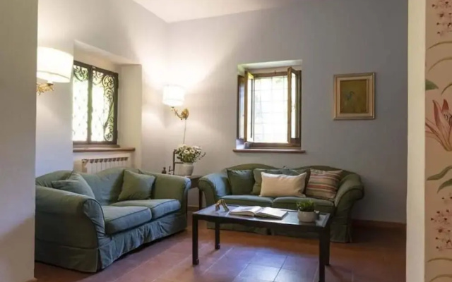Belvilla by OYO Tasteful Villa With Bubble Bath