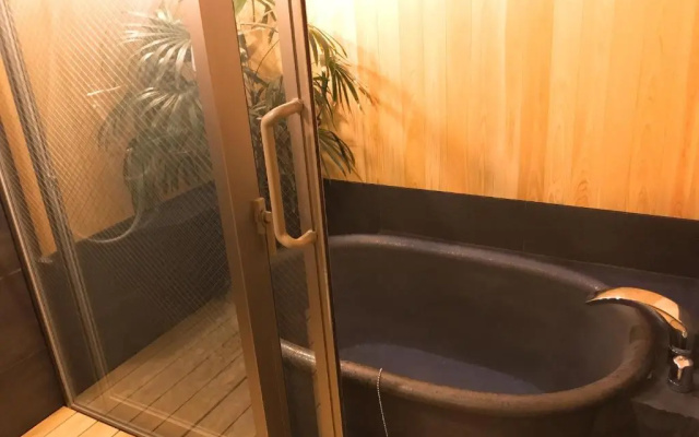 Shiki Shiki Higashiyama