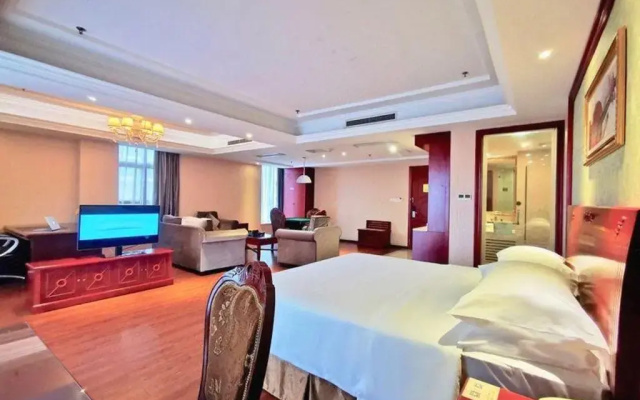 Vienna Hotel Chongqing Changshengqiao Subway Station Branch