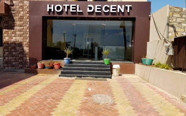 Hotel Decent Somnath