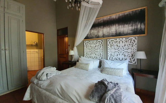 Waterhouse Guest Lodges 295 Indus Street