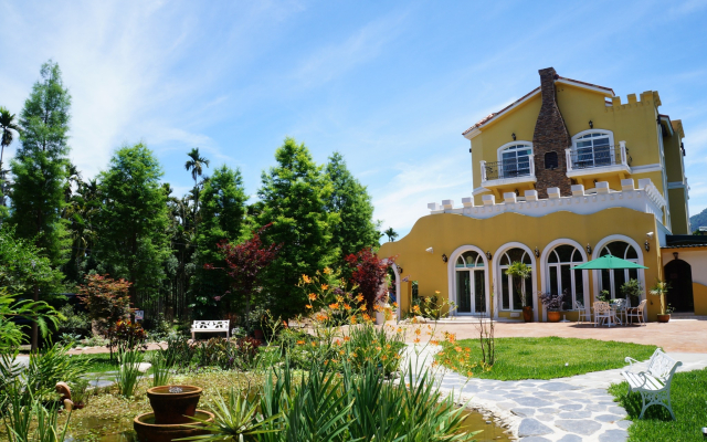 Saint Paul Villa