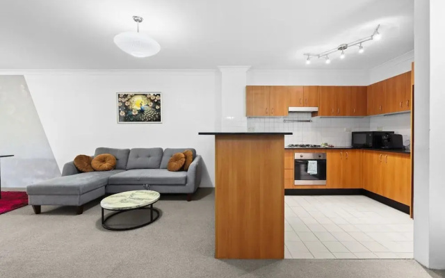 Bright Marrickville Flat With Balcony & Parking