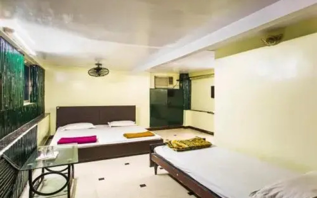 Hotel Samrat