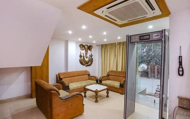 FabHotel Taj Home Stay