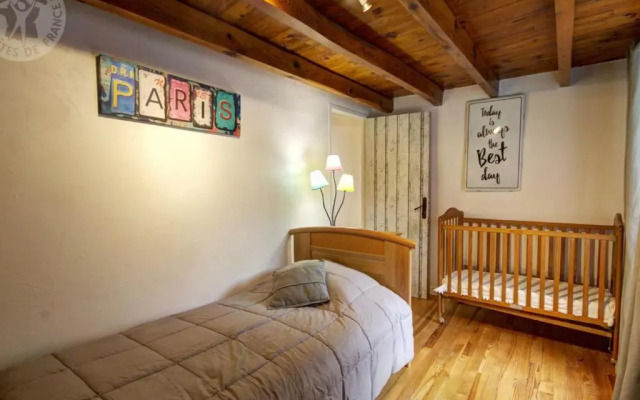 Gîte Belmont-de-la-Loire, 7 pièces, 13 personnes - FR-1-496-140