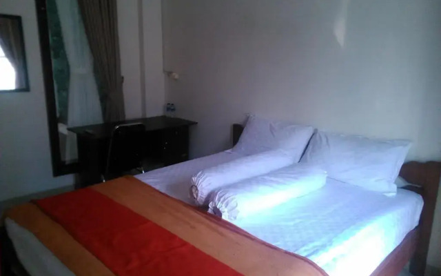 Rumah Sarwestri B&B