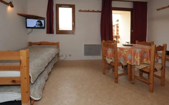 Appartement Les Menuires, 1 pièce, 4 personnes - FR-1-178-41