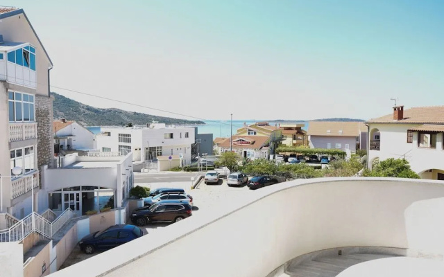Apartment Mladen