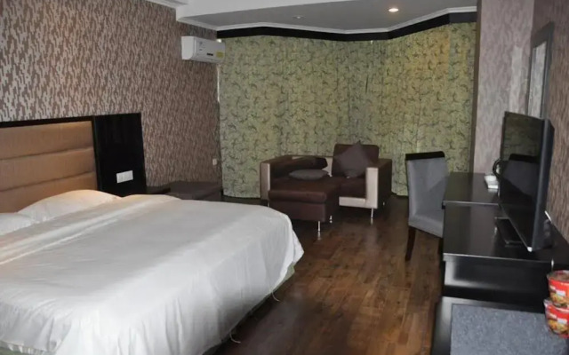 G.chu International Hotel Yichang Yingjia Branch