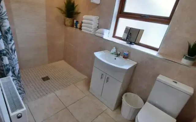 Lovely ballina townhouse