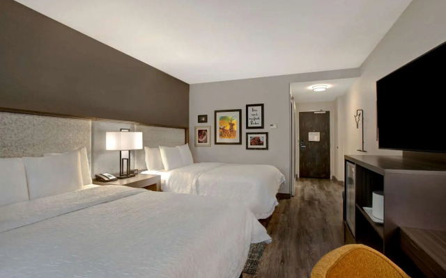 Hampton Inn & Suites by Hilton San Antonio Riverwalk