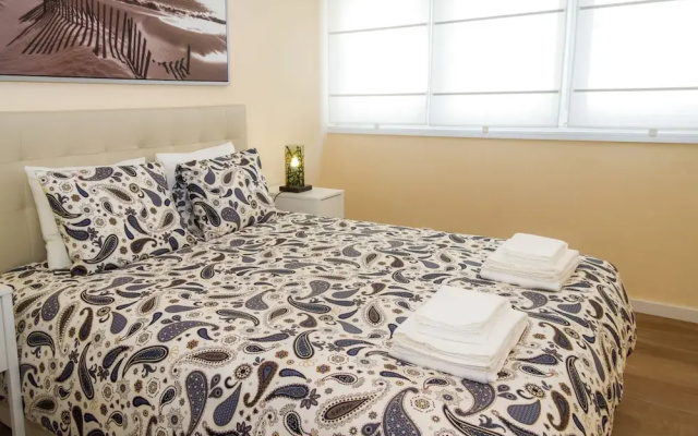 Liiiving in Matosinhos - Seaside Cosy Apartment