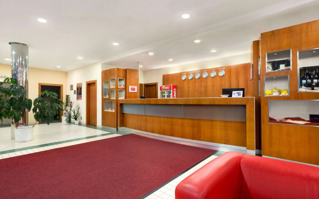 Ramada by Wyndham Airport Prague