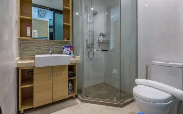 Yangzhou Xianyun Light Luxury Homestay