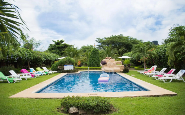 Apartments-Villas Playa Potrero 1