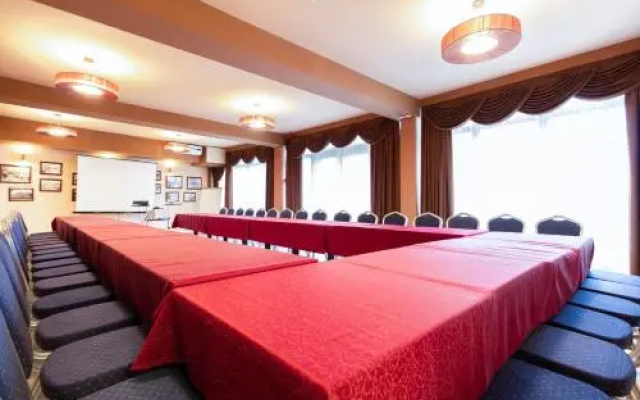 Wing Club Hotel