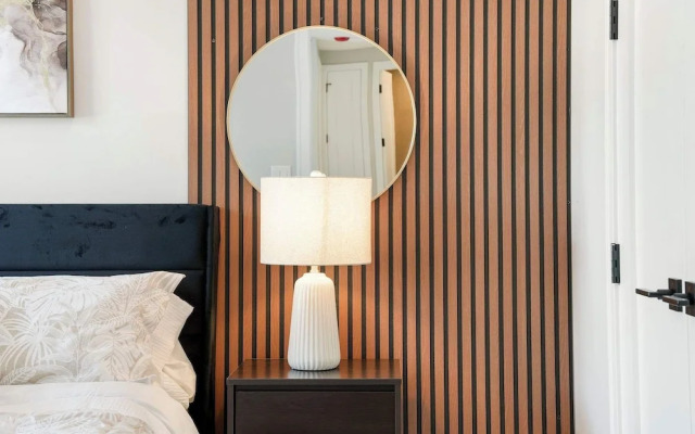 Modern 2BR 2BA Condo in Chicago