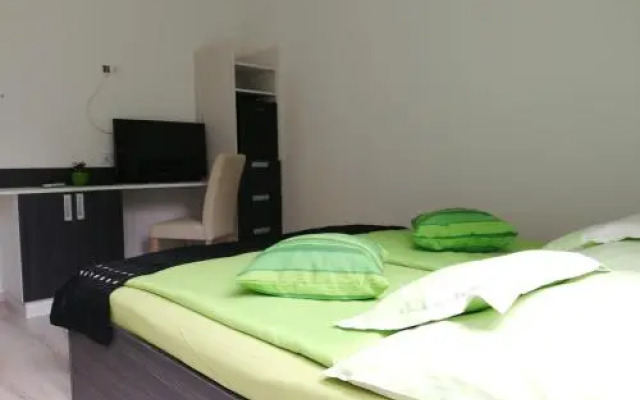 Darázshegyi Apartmanház