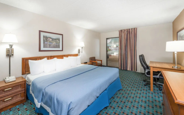 Days Inn Kirksville