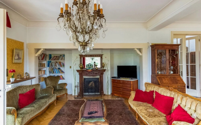 Marvellous Holiday Home in Ronse With Terrace