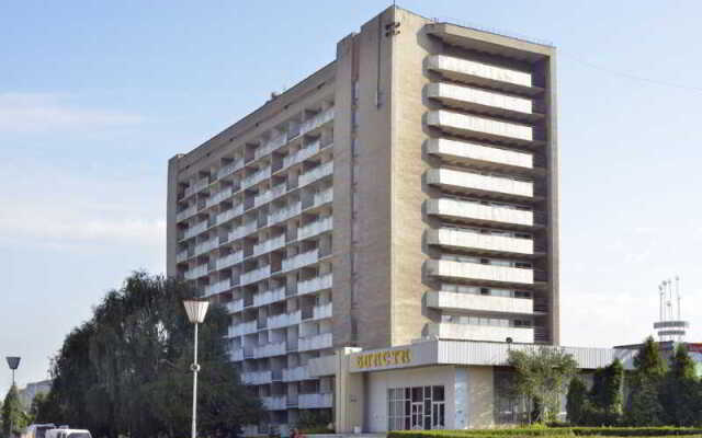 Гостиница Vlasta Hotel Украина, Львов - отзывы, цены и фото номеров - забронировать гостиницу Vlasta Hotel онлайн вид на фасад