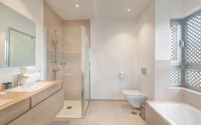 Bentor 3-1 PENTHOUSE JACUZZI POOL VIEW 3B