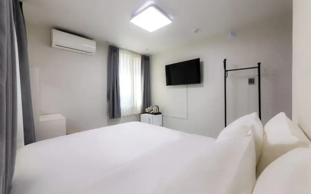 Mj Hotel Jongno