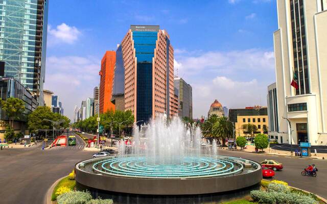 Отель Barcelo Mexico Reforma Мехико