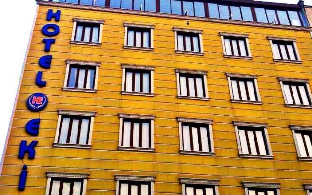 Ekin Hotel вид на фасад