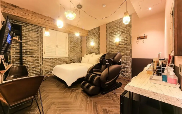 Busan Iwol Hotel Shinho Branch