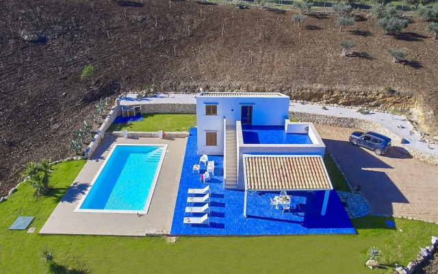 Villa Ananda