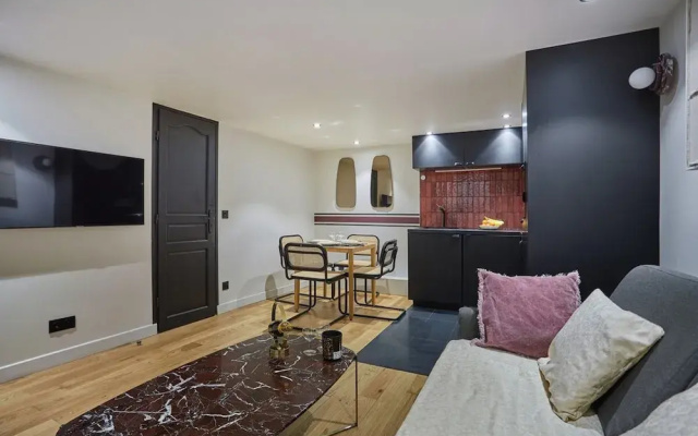 Charming Apartment Faubourg St Honore Madeleine